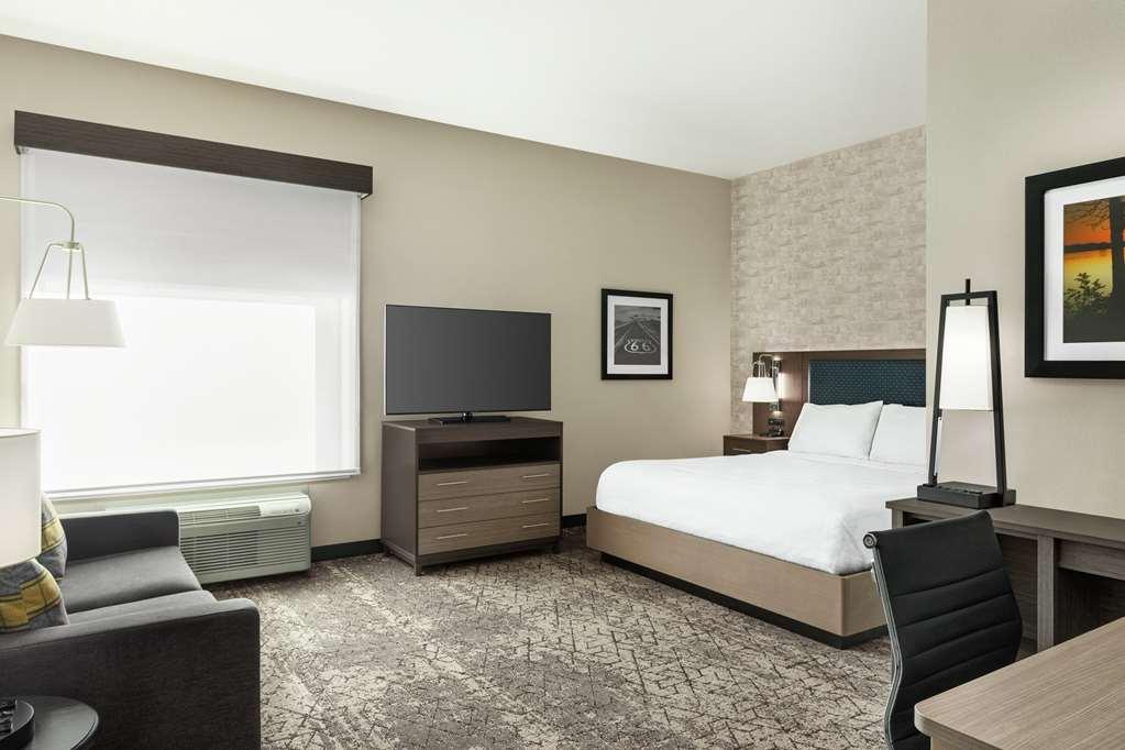 Homewood Suites By Hilton Springfield Medical District Room photo