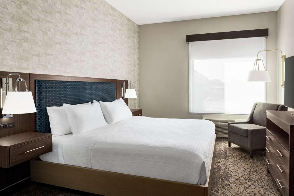 Homewood Suites By Hilton Springfield Medical District Room photo